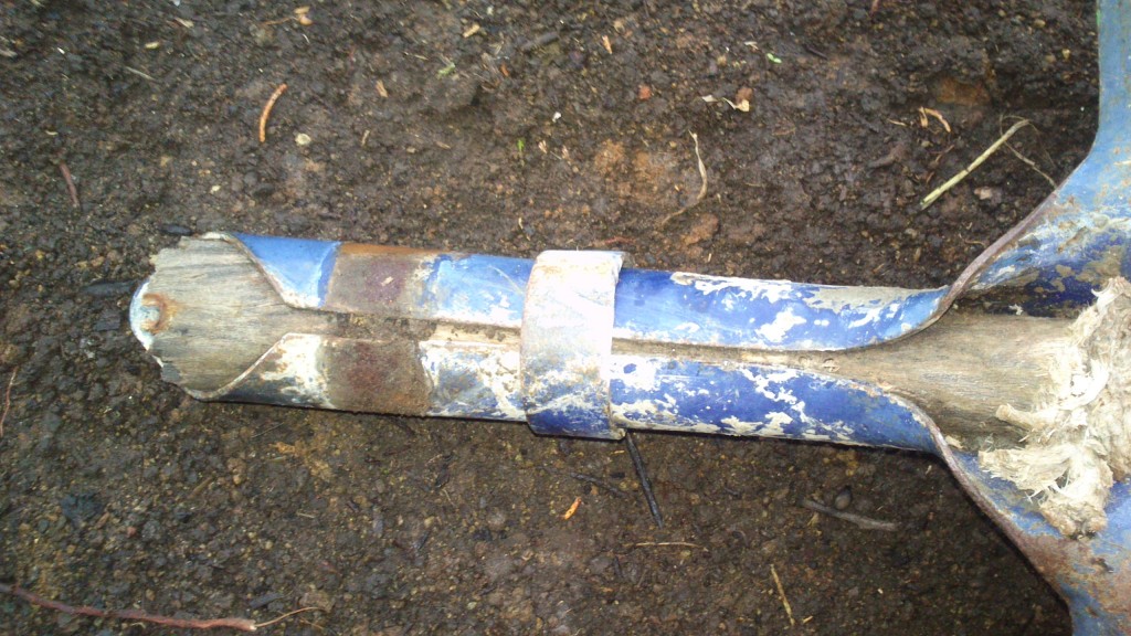 Tool love How To Replace A Shovel Handle Good Life Permaculture